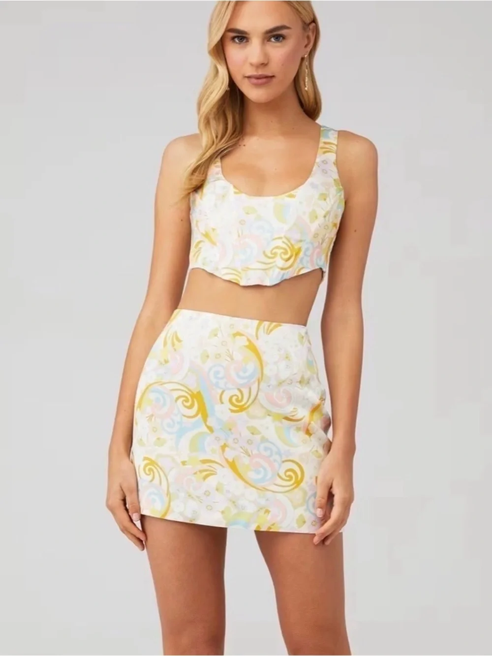 NWT For Love & Lemons Women’s Aiko High Waist Mini Skirt in Yellow Size Small